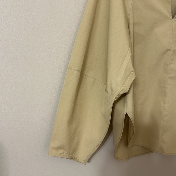 Vince Cream and Tan Blouse - Picture 6 of 11